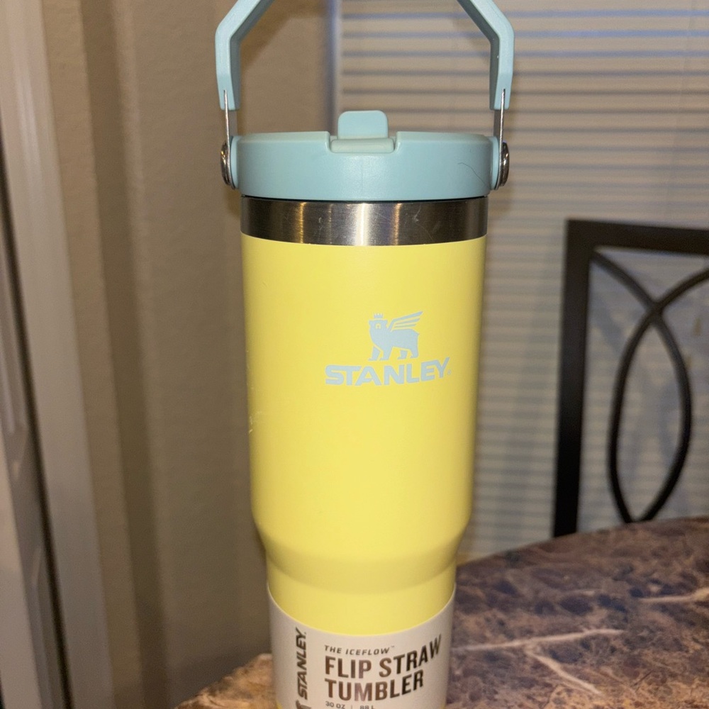 Stanley Yellow Tumbler with Blue Flip Straw